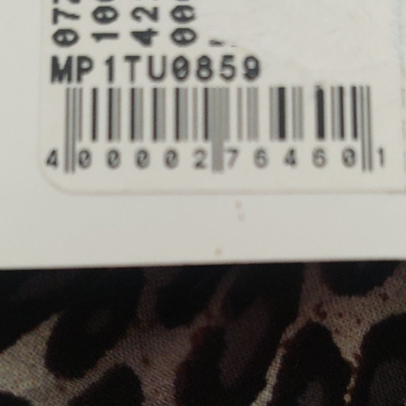 Shirt - Picture 7 of 7